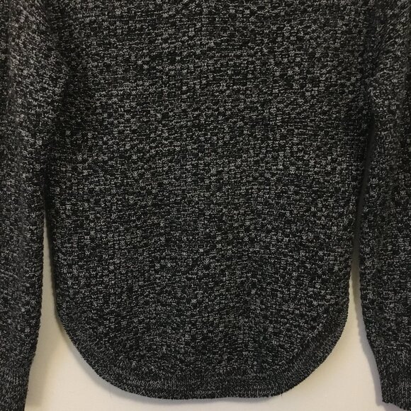 Dex Salt and Pepper Cozy Fringed Sweater - Picture 5 of 15